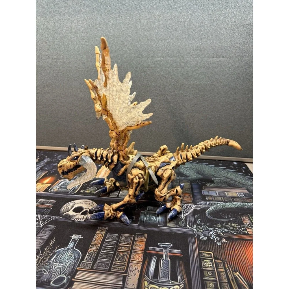 Mega Bloks Fire & Ice Dragons 9879 Vorgan Ice Fang Bone Skeleton Dragon